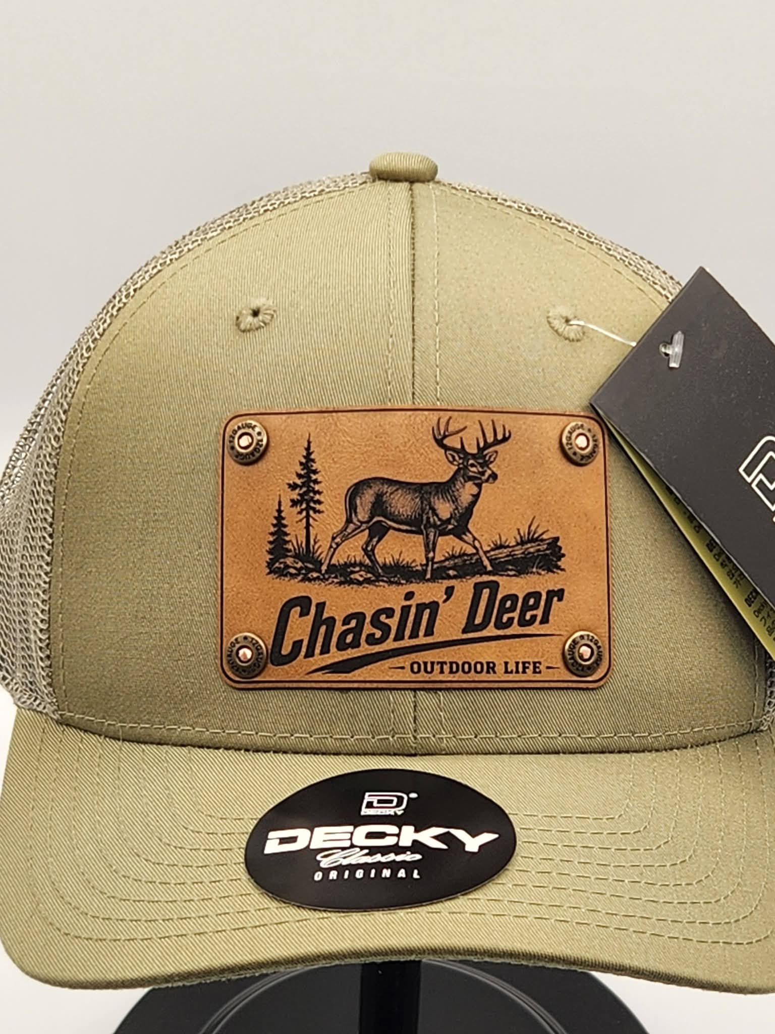 DECKY PATCH HAT